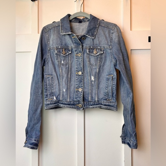 American Eagle Distressed Cropped Denim Jean Jacket Women's Medium - Picture 1 of 7